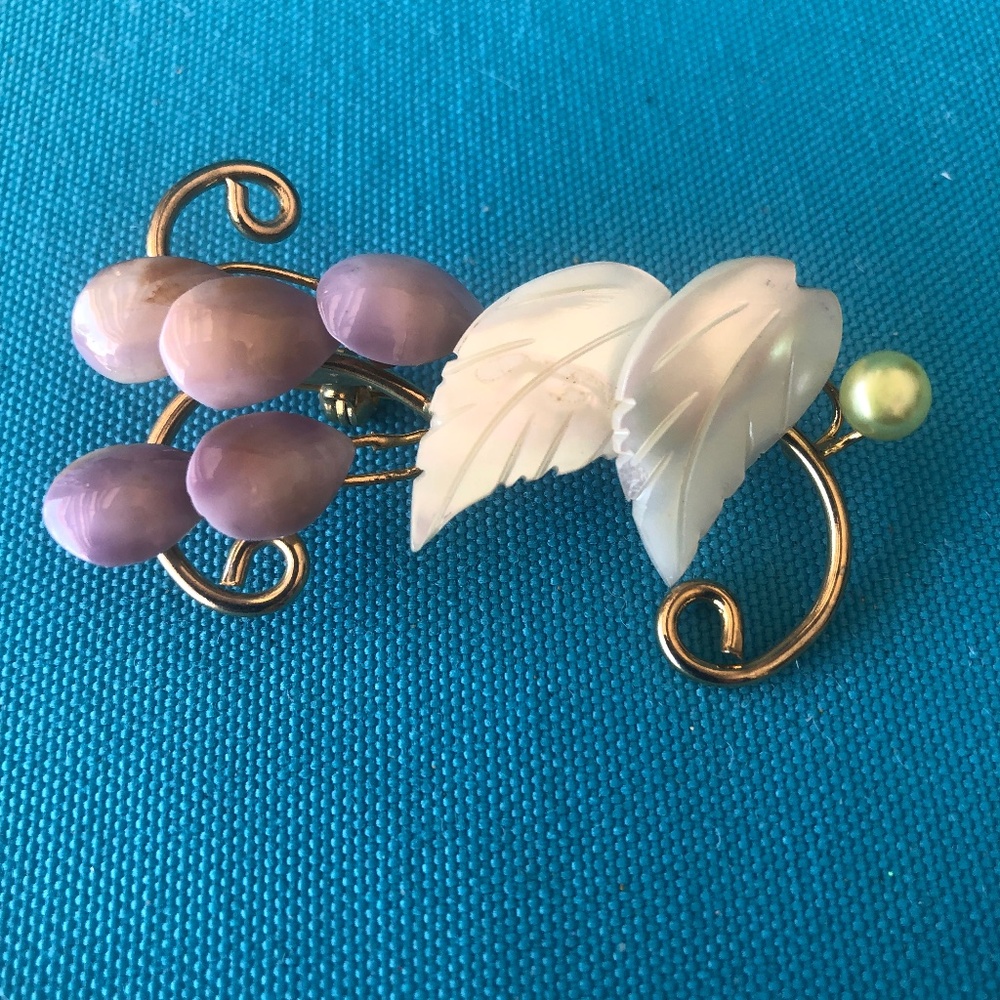 Seashell Faux Pearl and Goldtone Brooch